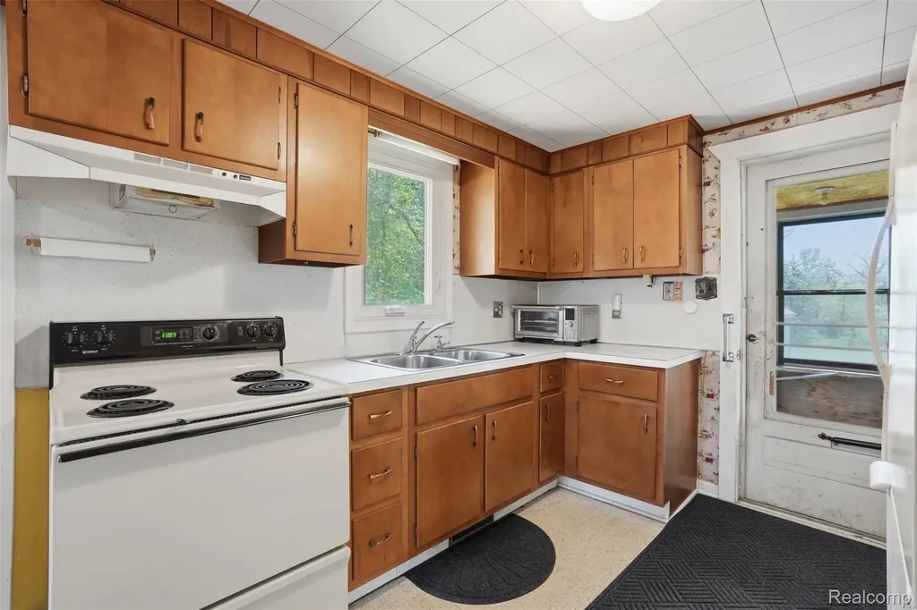 3405 W Coon Lake Road Marion Township MI 48843
