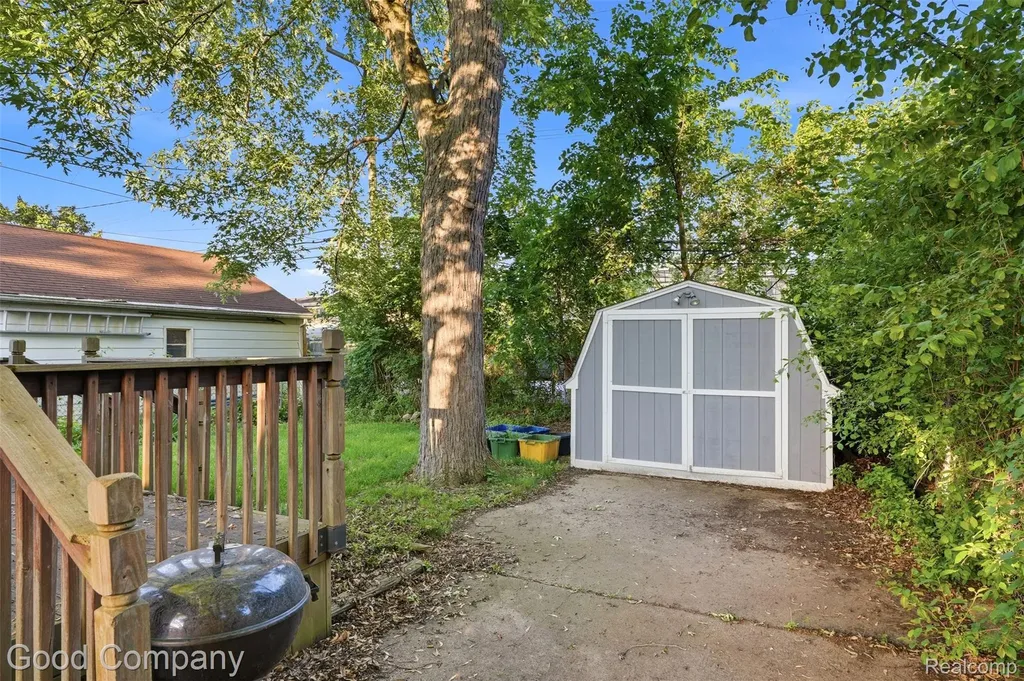 3343 Ellwood Avenue Royal Oak City MI 48073