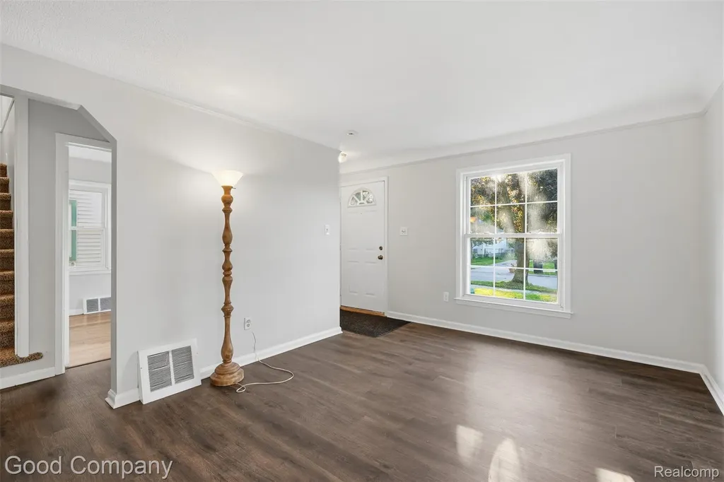 3343 Ellwood Avenue Royal Oak City MI 48073