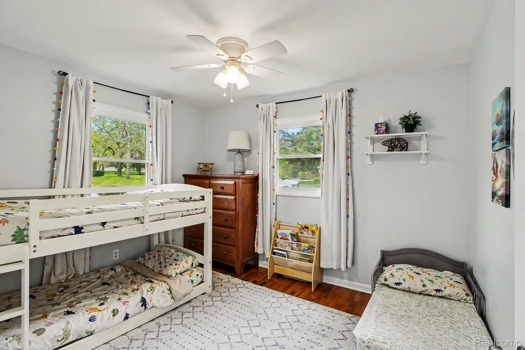 120 Westdale Drive Genoa Township MI 48843