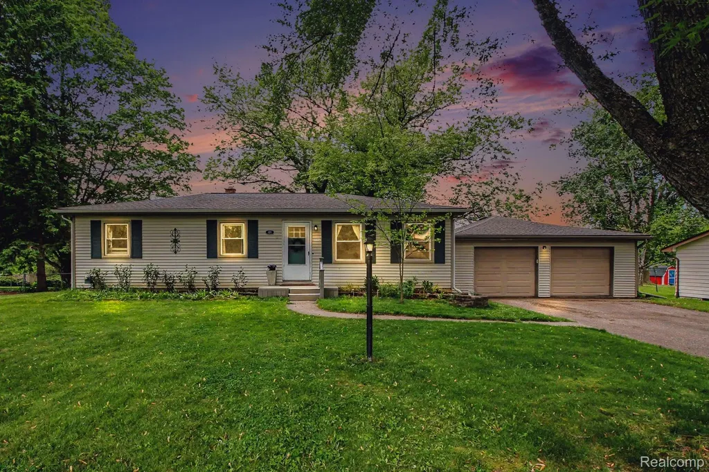120 Westdale Drive Genoa Township MI 48843