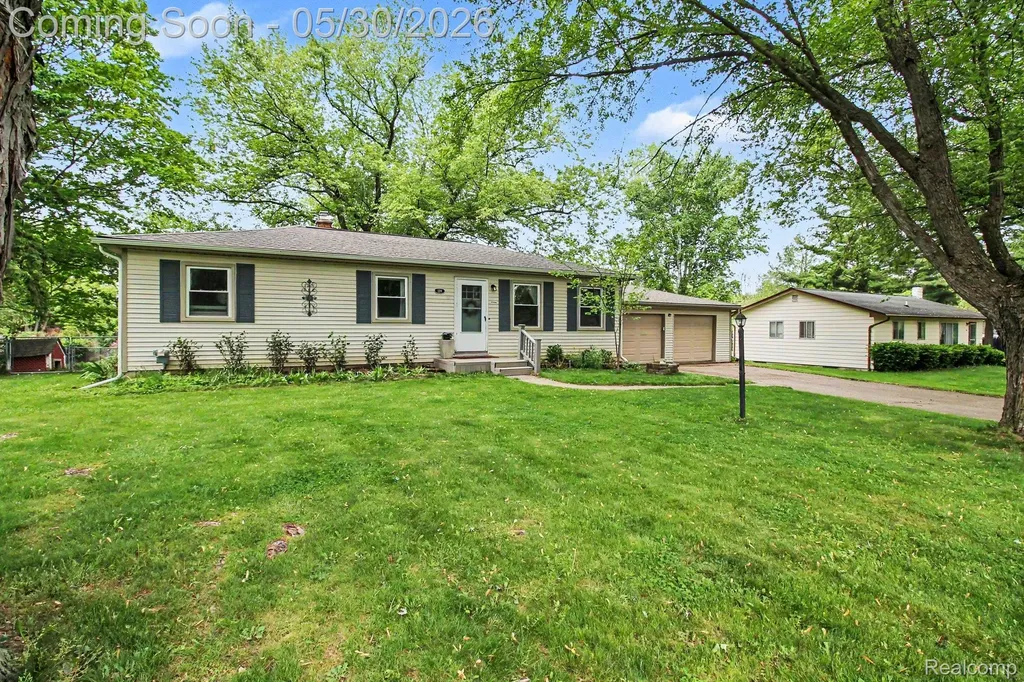 120 Westdale Drive Genoa Township MI 48843