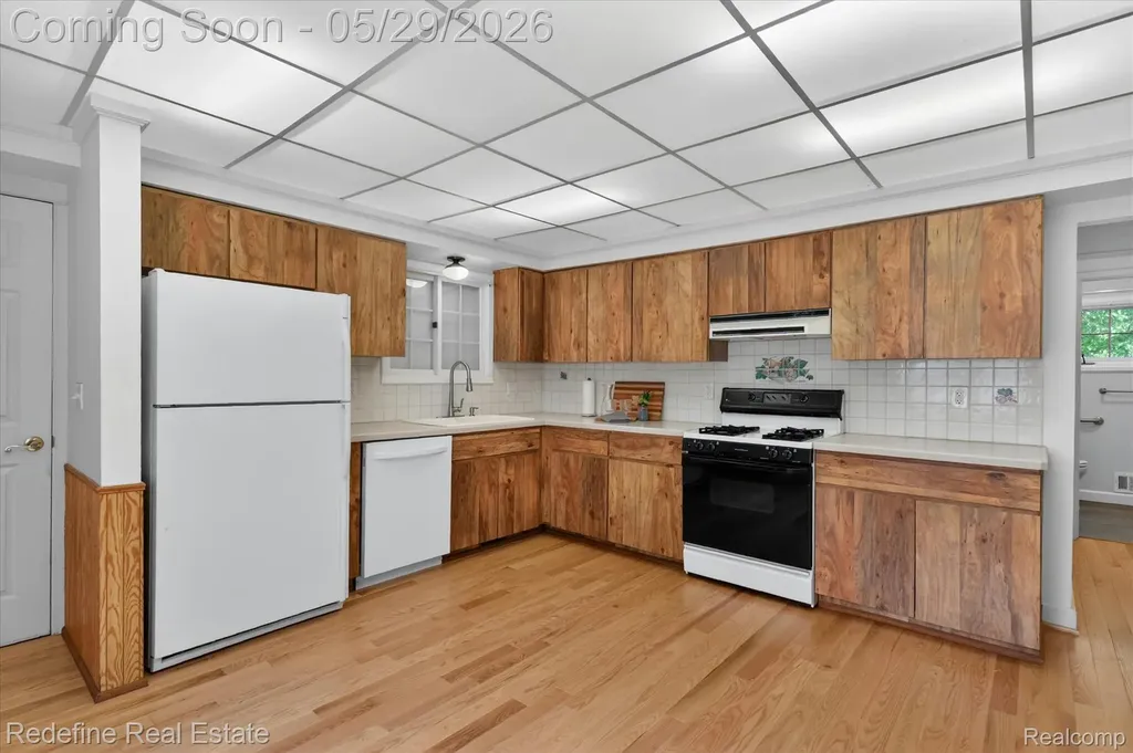 229 Linden Street Northville City MI 48167
