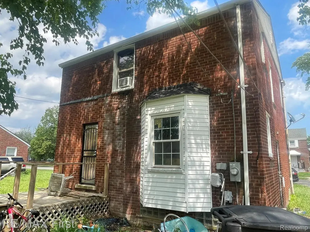 3677 Somerset Avenue Detroit City MI 48224