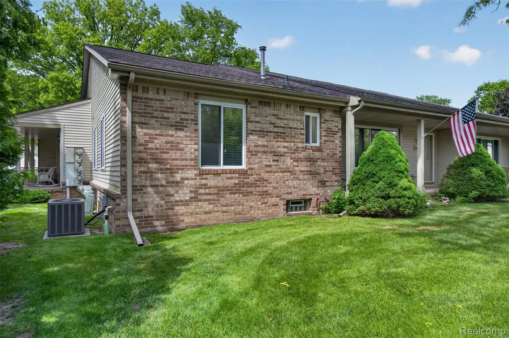 1484 Leisure Drive Mundy Township MI 48507