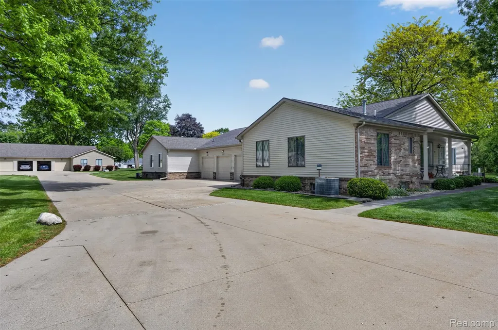 1484 Leisure Drive Mundy Township MI 48507