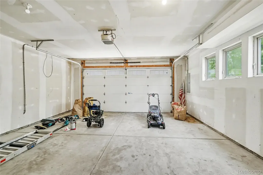 8390 Peninsular Drive Argentine Township MI 48430