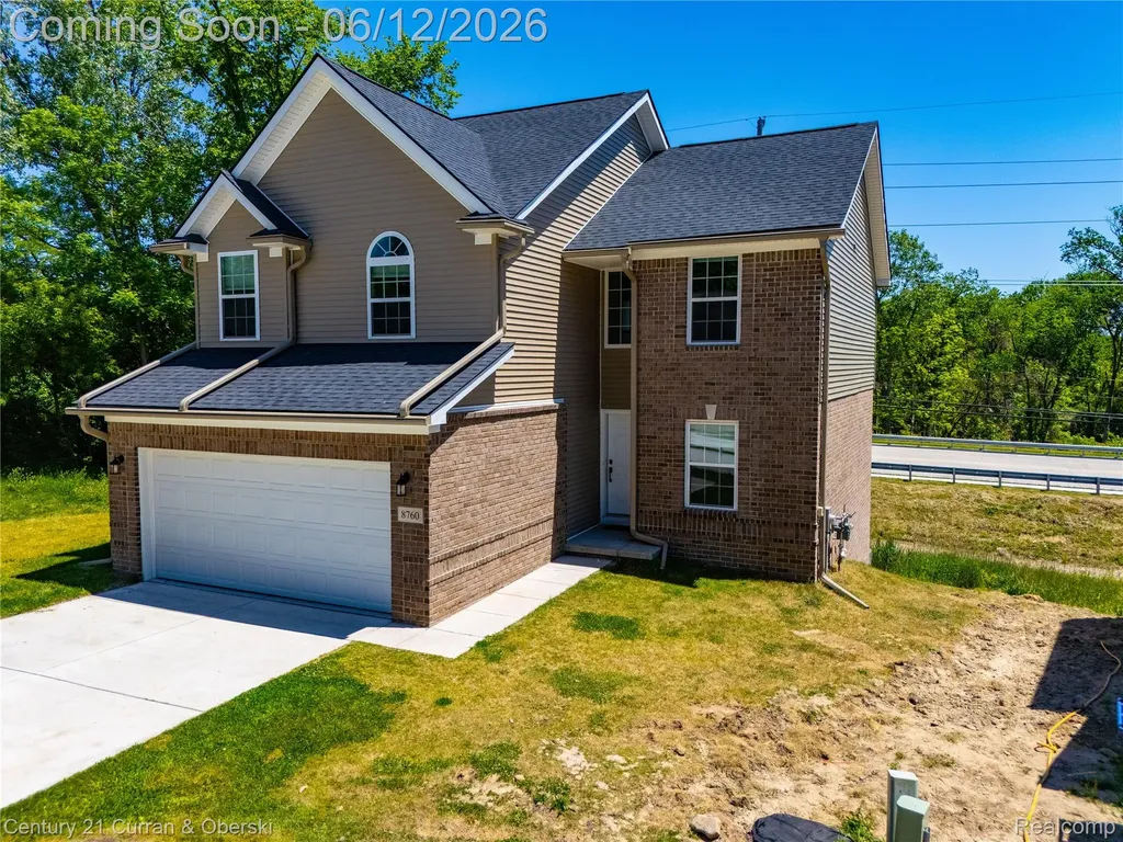 8760 Oak Ridge Trail Westland City MI 48185