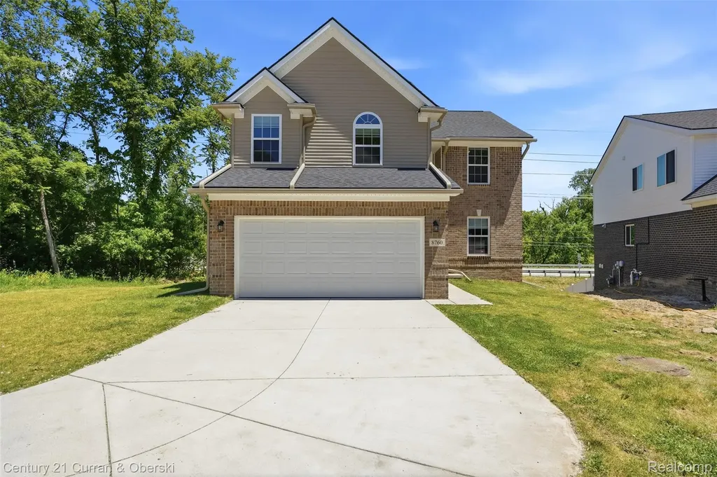 8760 Oak Ridge Trail Westland City MI 48185