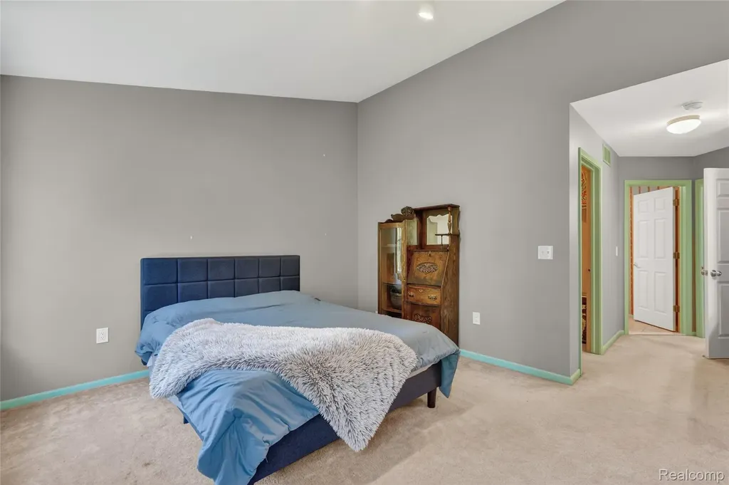 6652 Cortland Avenue Genoa Township MI 48114
