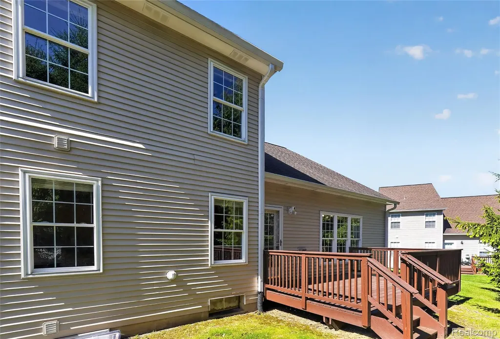 6652 Cortland Avenue Genoa Township MI 48114