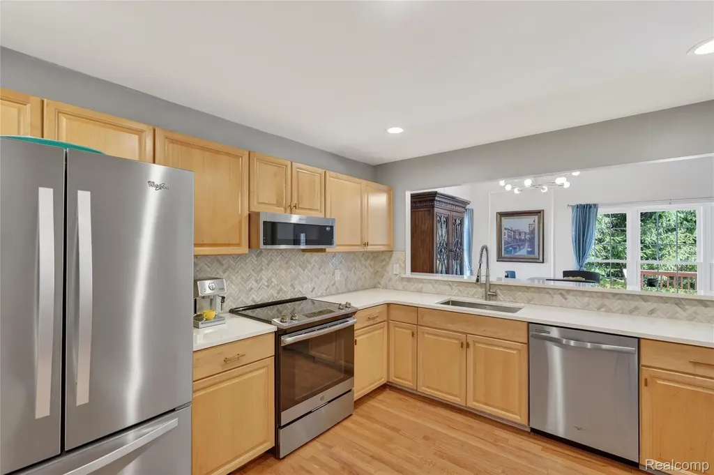 6652 Cortland Avenue Genoa Township MI 48114