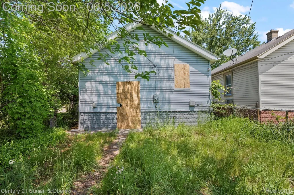 7667 Ellsworth Street Detroit City MI 48238
