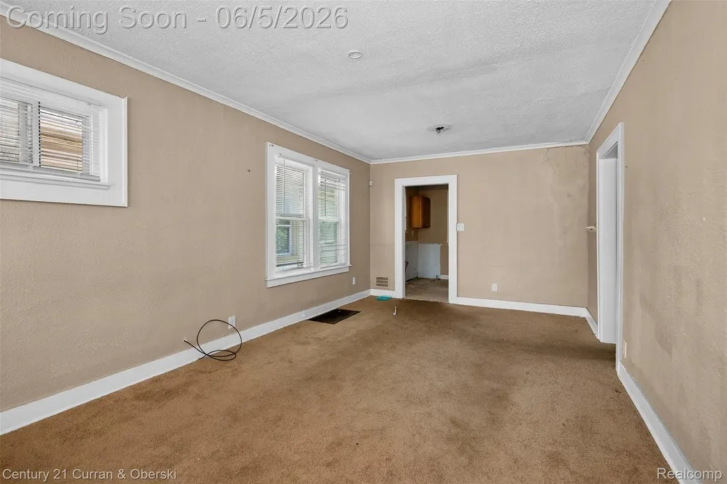 7667 Ellsworth Street Detroit City MI 48238