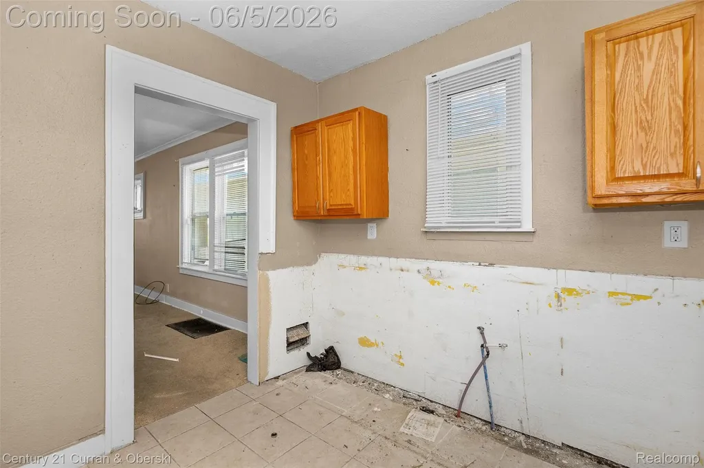 7667 Ellsworth Street Detroit City MI 48238