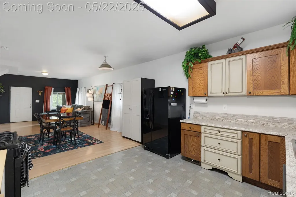 649 Lounsbury Avenue Pontiac City MI 48340