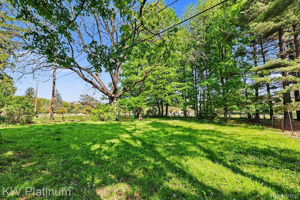 30825 Prospect Street New Haven Village MI 48048