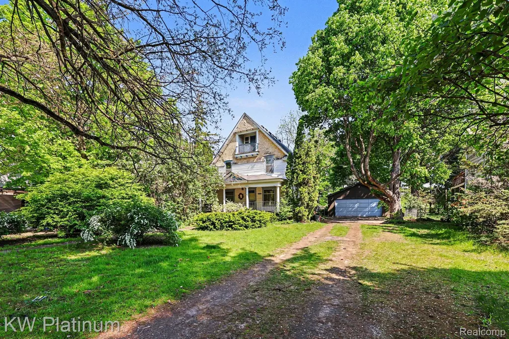 30825 Prospect Street New Haven Village MI 48048