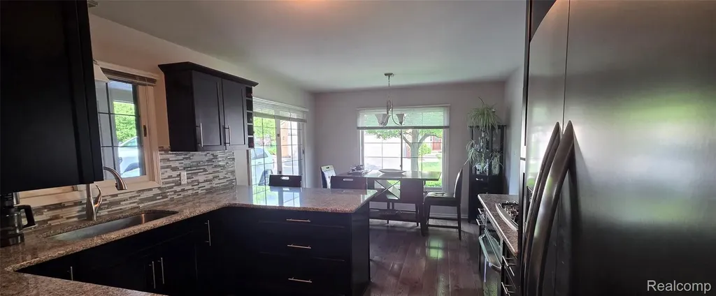1004 Elmwood Drive Brighton City MI 48116
