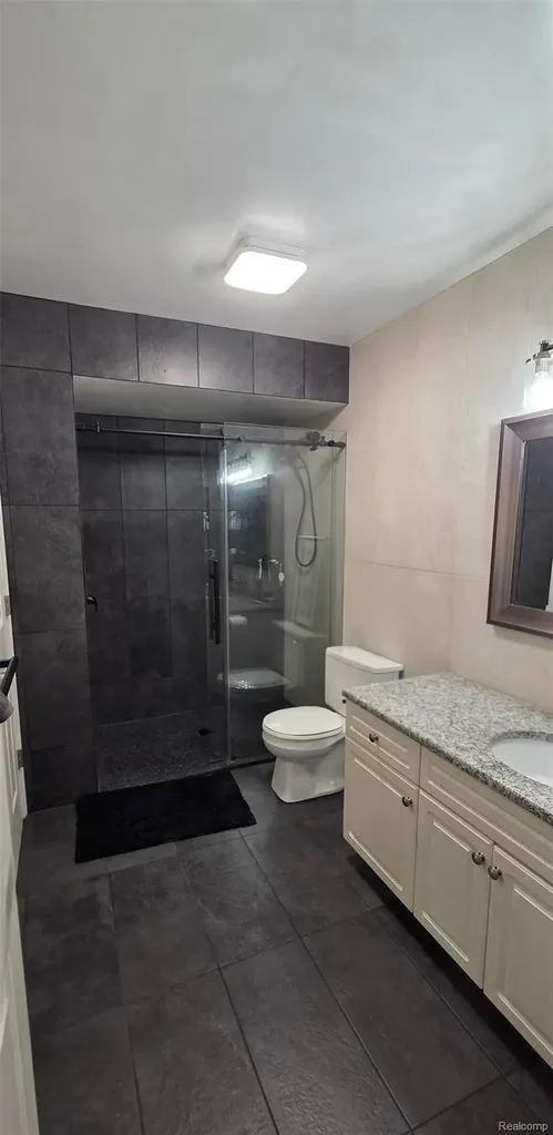 1004 Elmwood Drive Brighton City MI 48116