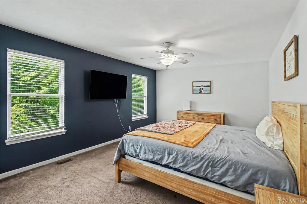 149 Laura Lane Linden City MI 48451
