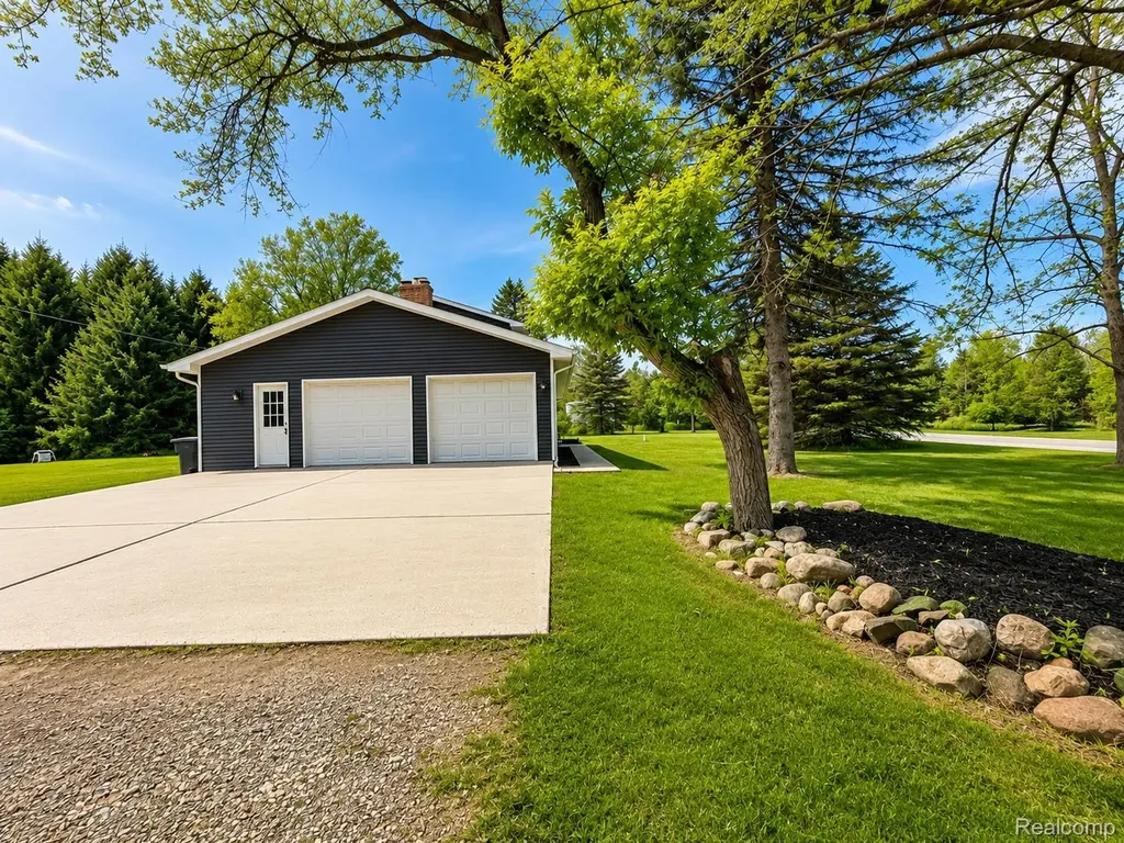 2712 North Branch Road Deerfield Township MI 48461