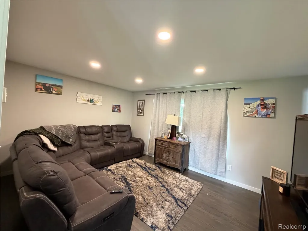 2712 North Branch Road Deerfield Township MI 48461