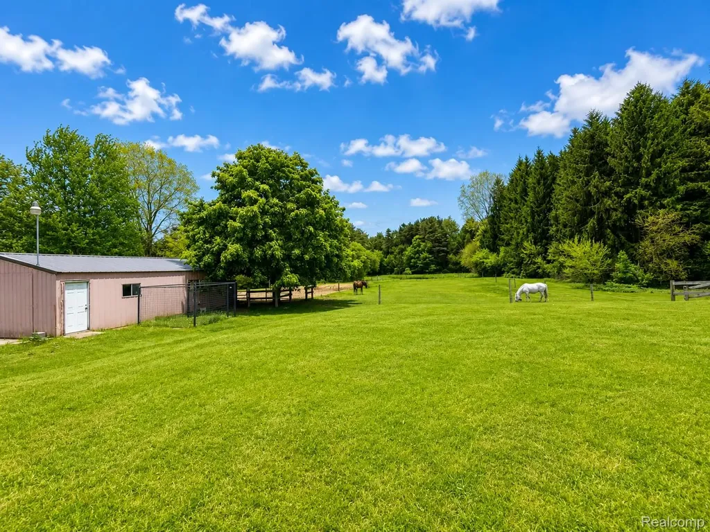 2712 North Branch Road Deerfield Township MI 48461