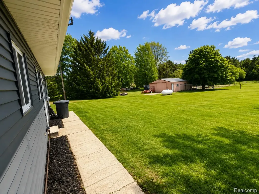 2712 North Branch Road Deerfield Township MI 48461