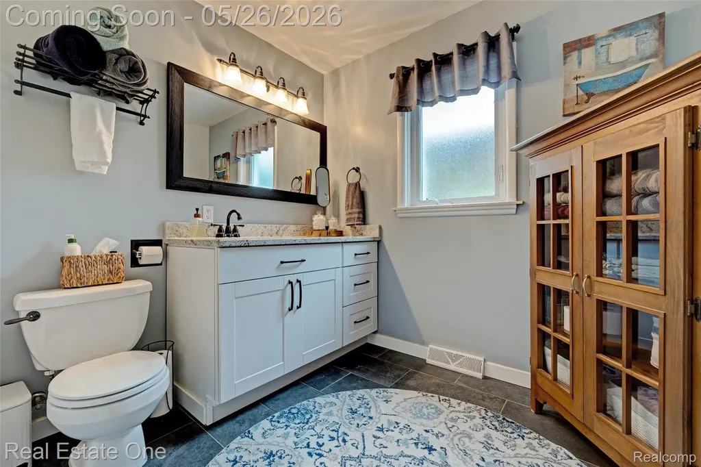 6394 Manson Drive Waterford Charter Township MI 48329