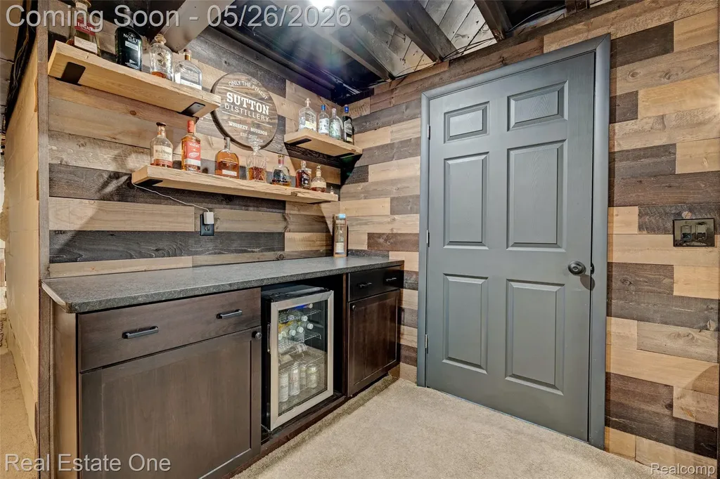 6394 Manson Drive Waterford Charter Township MI 48329