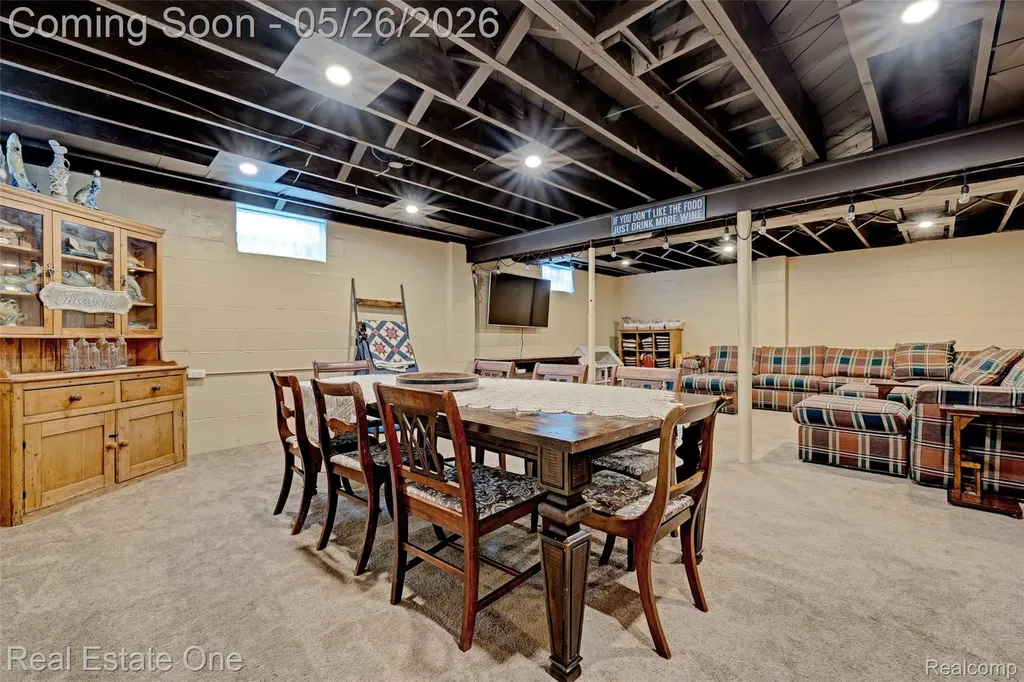 6394 Manson Drive Waterford Charter Township MI 48329