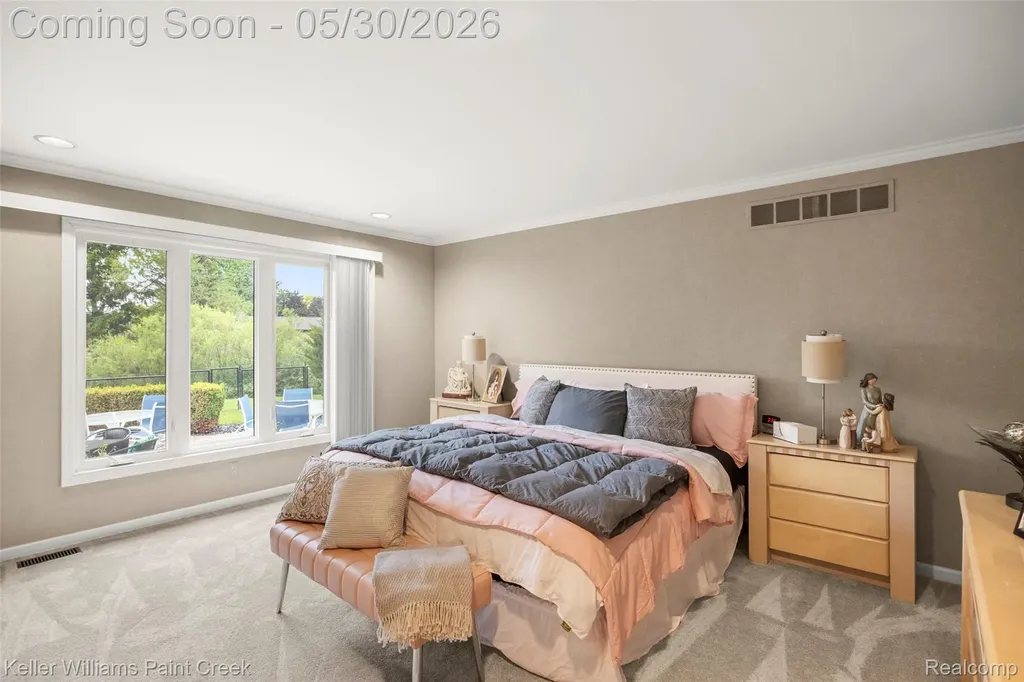 38880 Sahr Court Clinton Charter Township MI 48038