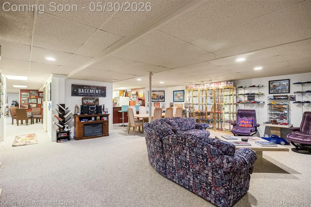 38880 Sahr Court Clinton Charter Township MI 48038