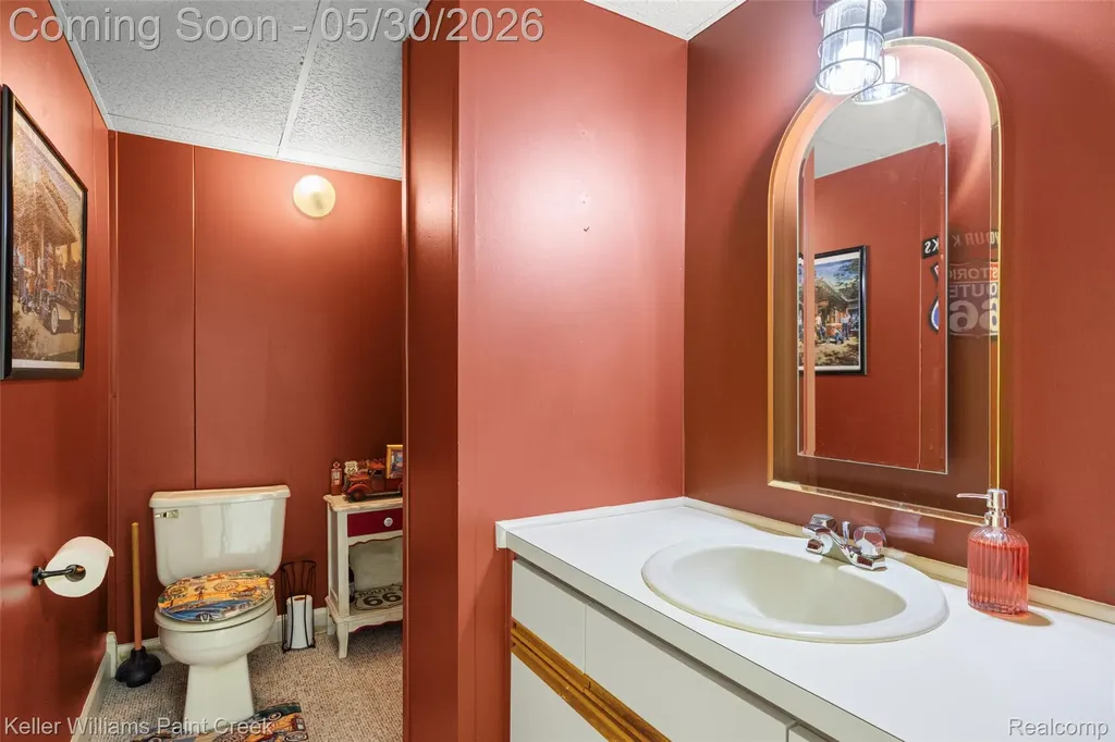 38880 Sahr Court Clinton Charter Township MI 48038