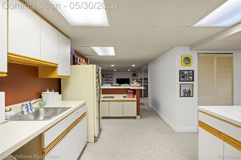 38880 Sahr Court Clinton Charter Township MI 48038
