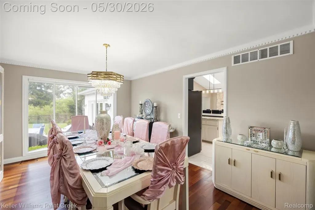 38880 Sahr Court Clinton Charter Township MI 48038