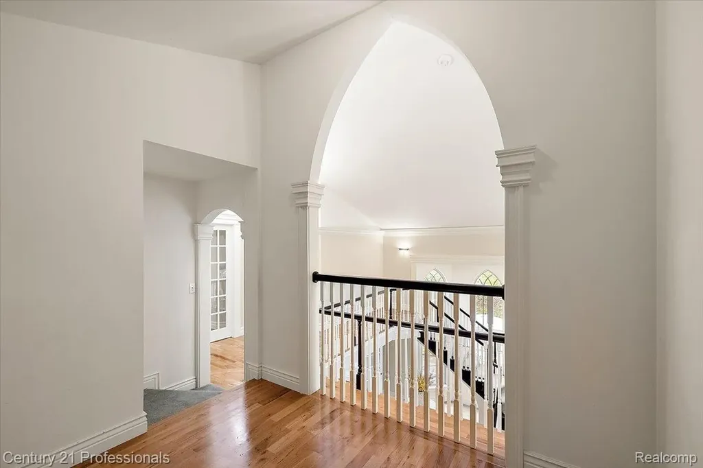 6705 College Park Drive Springfield Charter Township MI 48346
