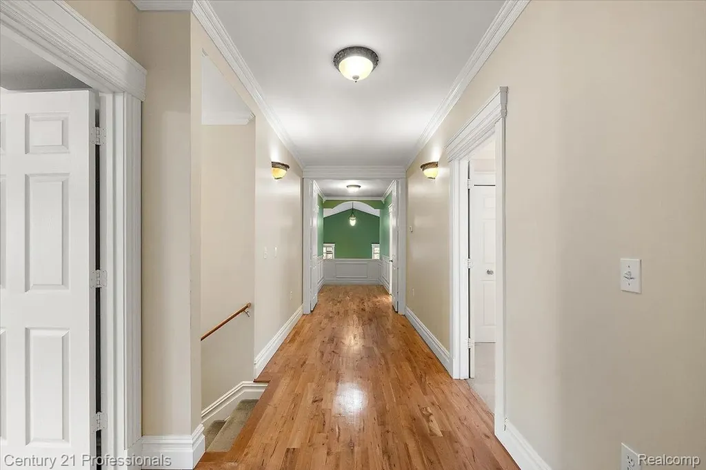 6705 College Park Drive Springfield Charter Township MI 48346