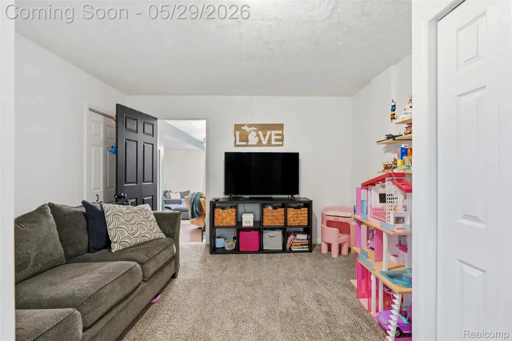 22349 Middlebelt Road Huron Charter Township MI 48164