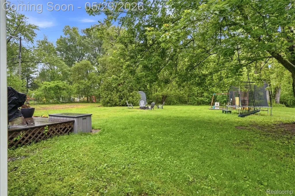 22349 Middlebelt Road Huron Charter Township MI 48164