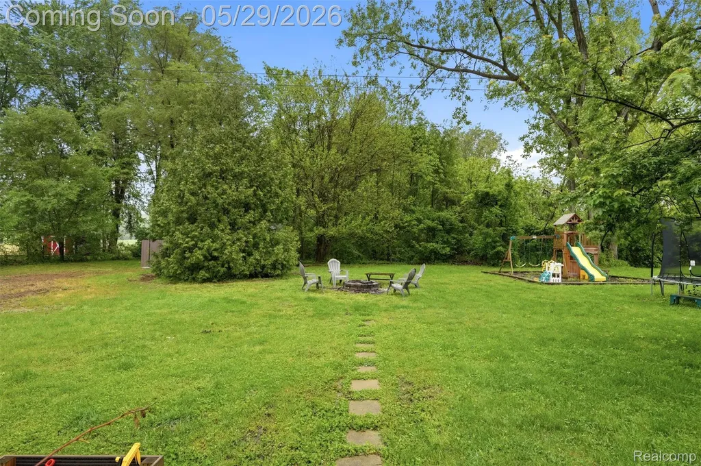 22349 Middlebelt Road Huron Charter Township MI 48164