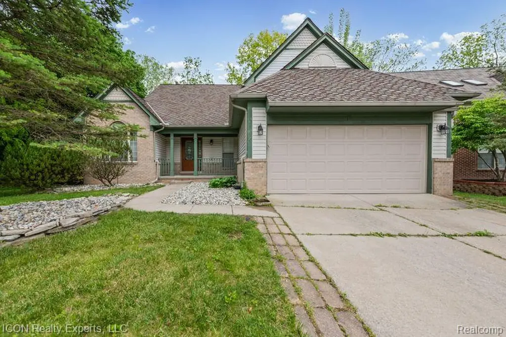 5367 High Ridge Drive York Charter Township MI 48197
