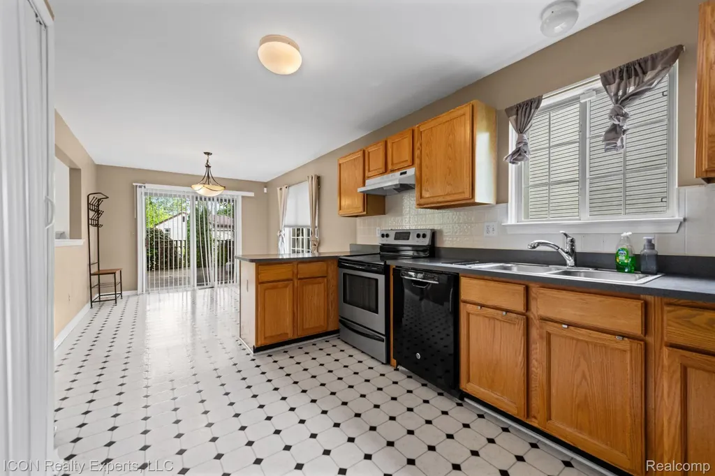 5367 High Ridge Drive York Charter Township MI 48197