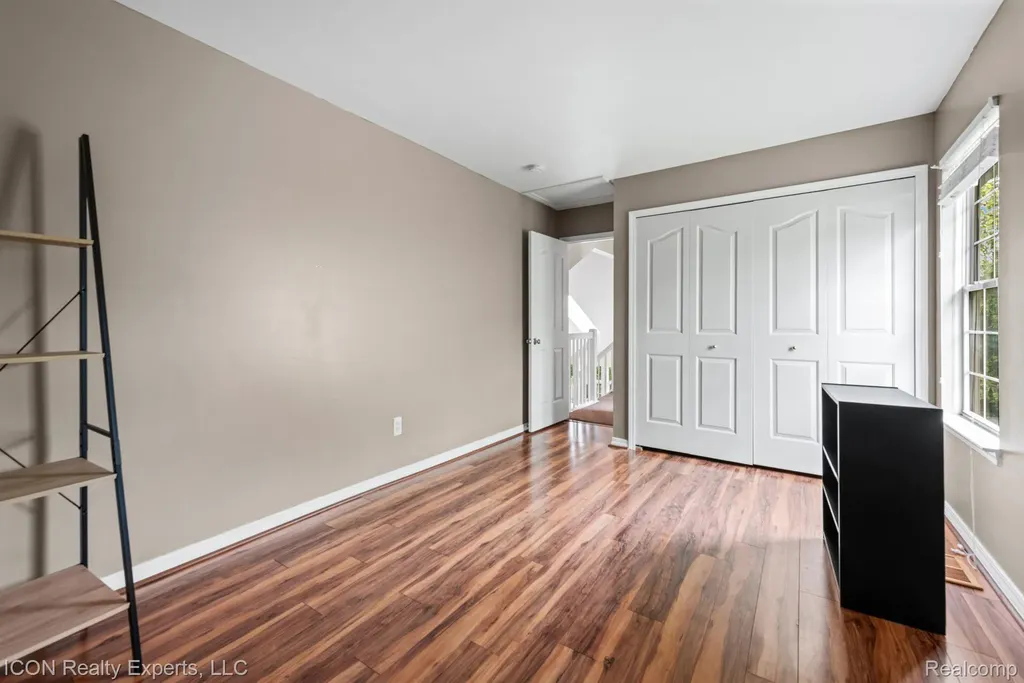 5367 High Ridge Drive York Charter Township MI 48197