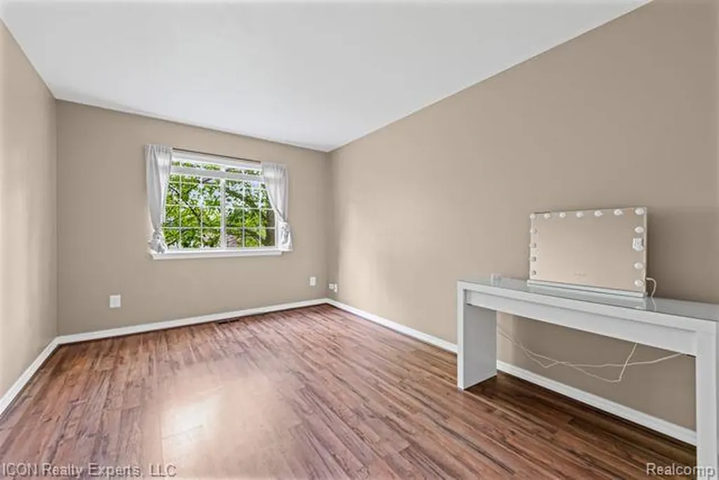 5367 High Ridge Drive York Charter Township MI 48197