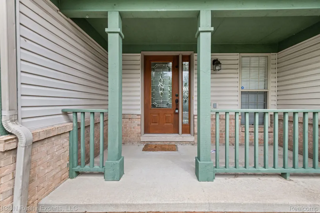 5367 High Ridge Drive York Charter Township MI 48197