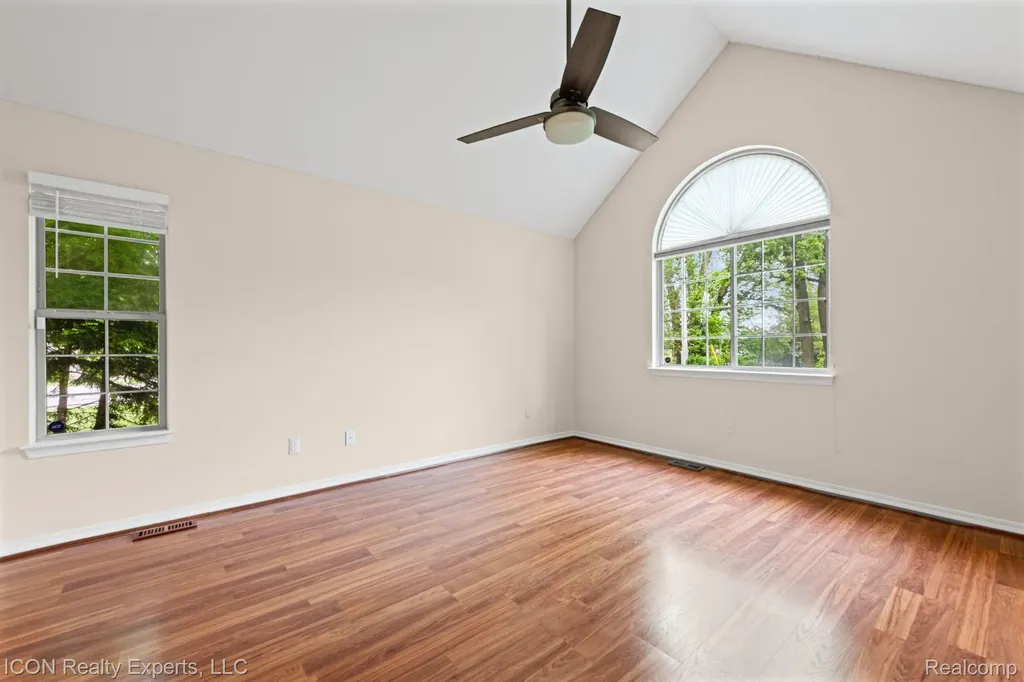 5367 High Ridge Drive York Charter Township MI 48197
