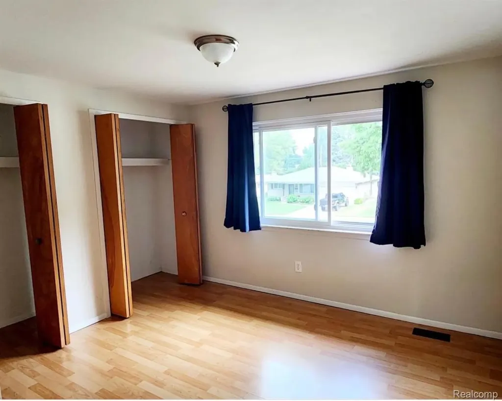 35347 Alta Vista Drive Sterling Heights City MI 48312