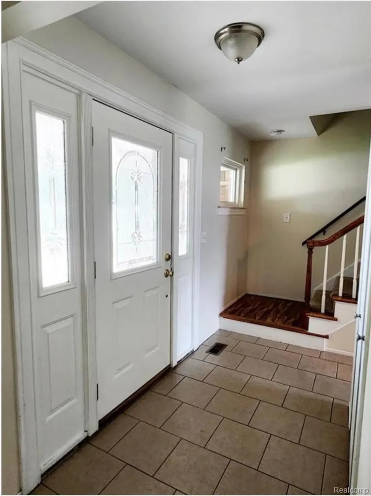 35347 Alta Vista Drive Sterling Heights City MI 48312